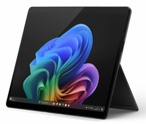 Microsoft Surface Pro 13 (2024) - Snapdragon X Plus / 16 Go / 512 Go  / W11 Pro (Noir)