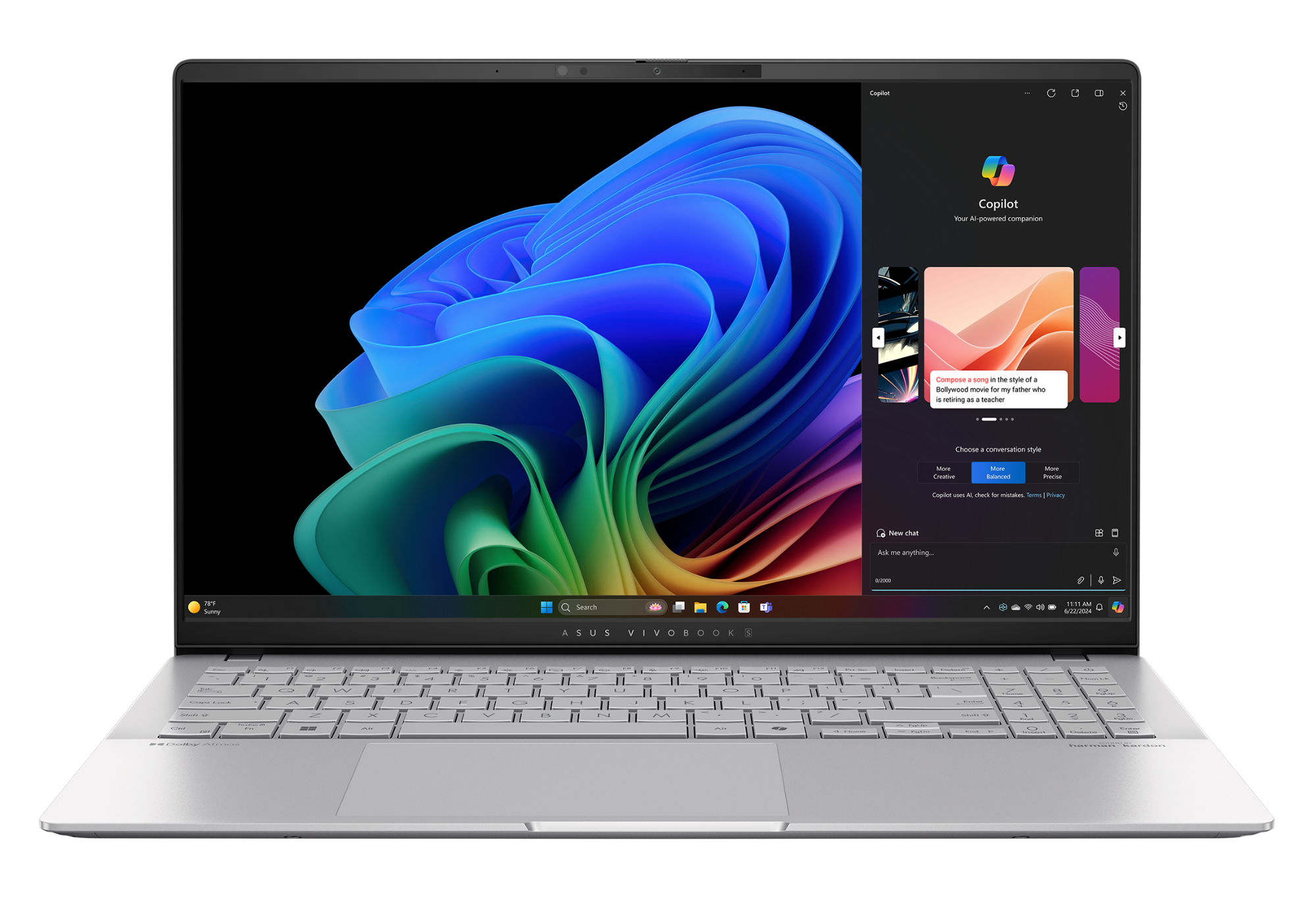 Écran OLED 3K 120 Hz du Vivobook S 15 OLED S5507QA-MA012W avec Copilot Écran OLED 3K de l’Asus Vivobook S 15 OLED avec interface Copilot