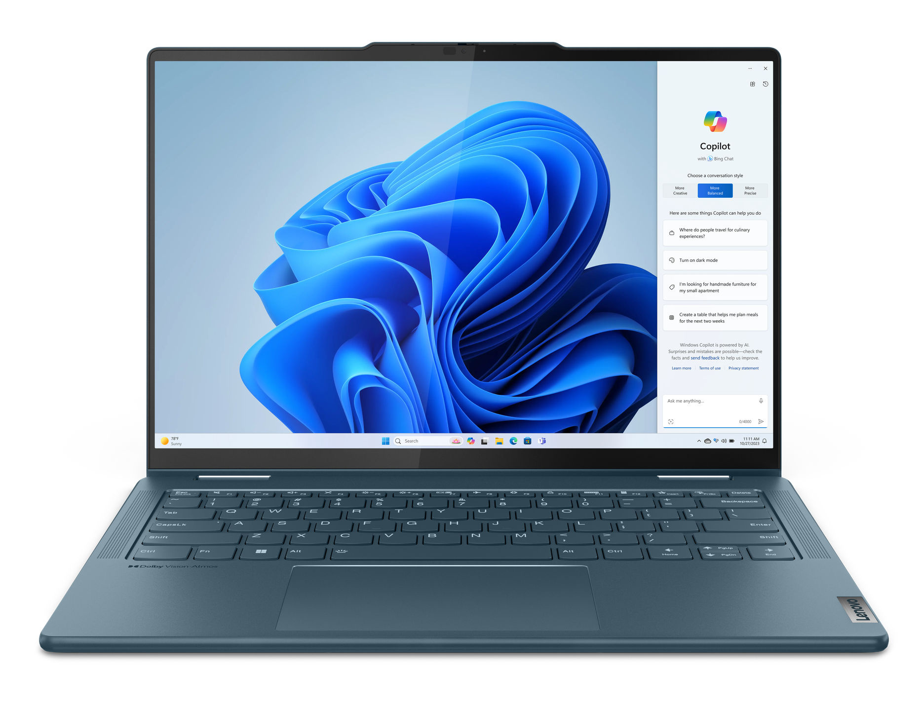 Lenovo Yoga 7 14IML9 83DJ00HAFR ouvert en mode PC portable Vue de face du Lenovo Yoga 7 14IML9 83DJ00HAFR avec Windows 11