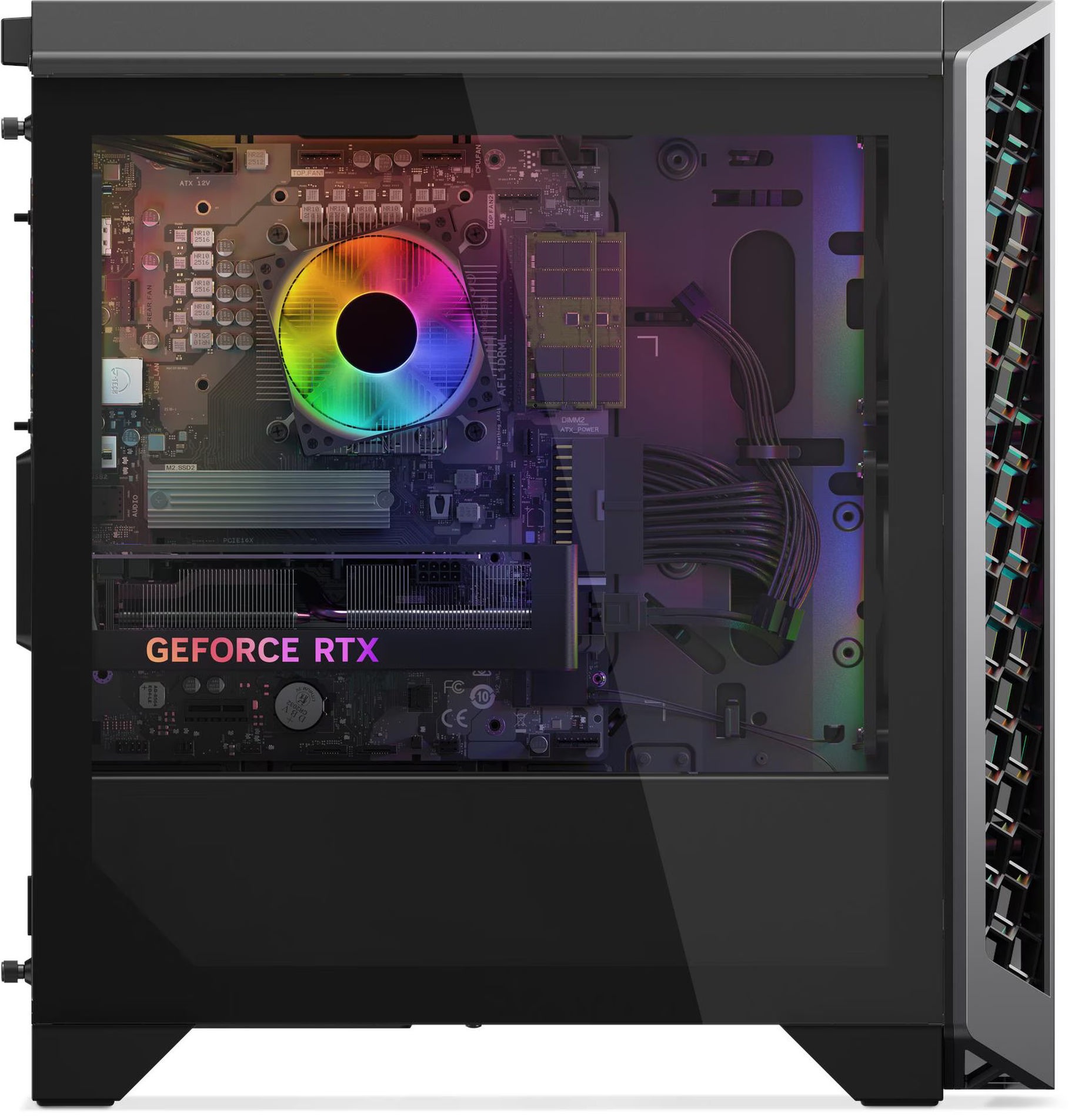 Lenovo LOQ Tower 26ADR10 - intérieur et ventilation Intérieur du Lenovo LOQ Tower 26ADR10 avec RAM et ventilation RGB