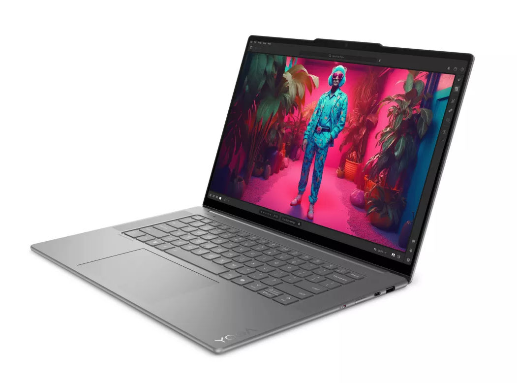 Lenovo Yoga Slim 7 15ILL9 83HM003BFR - clavier et écran en usage Lenovo Yoga Slim 7 15ILL9 83HM003BFR clavier et écran inclinés